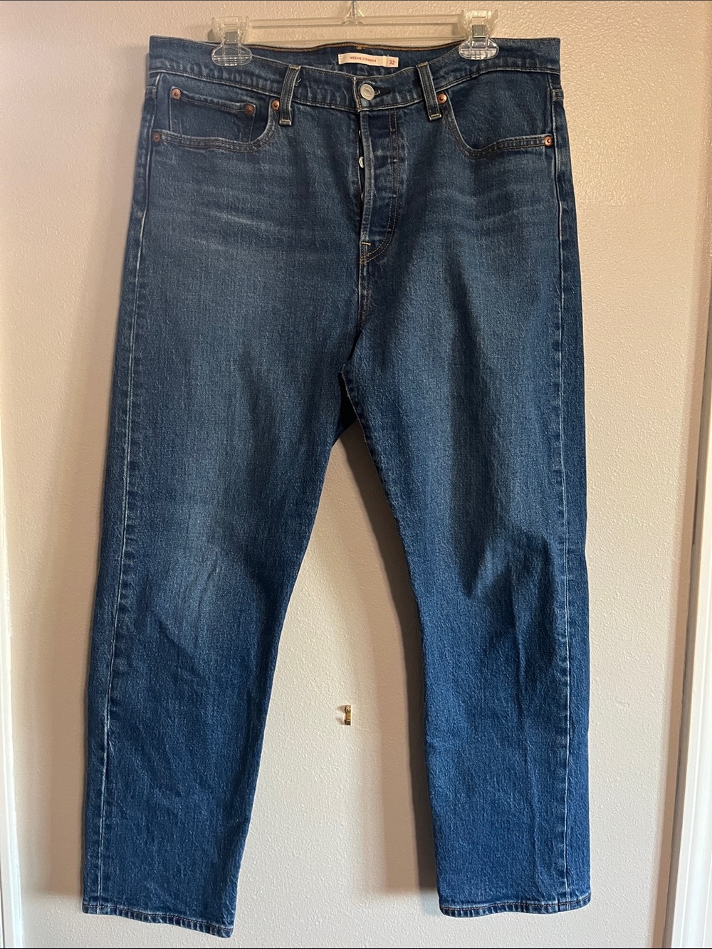 Levi’s Wedgie Straight Leg Jeans